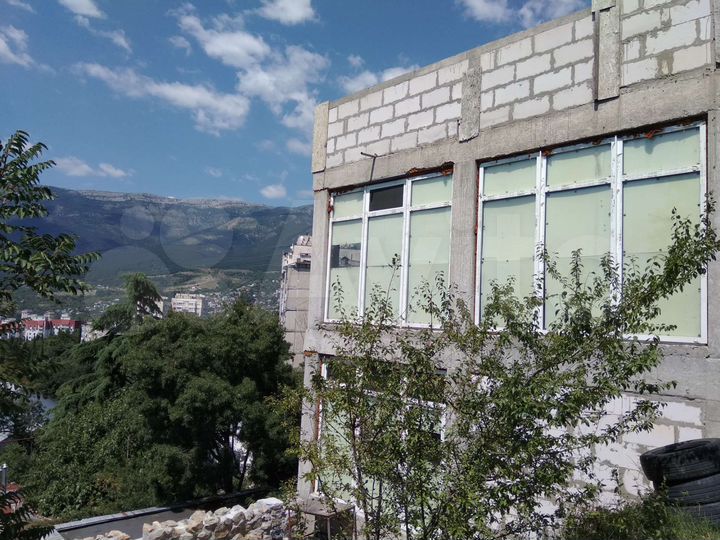 Дом 98 м² на участке 2 сот.