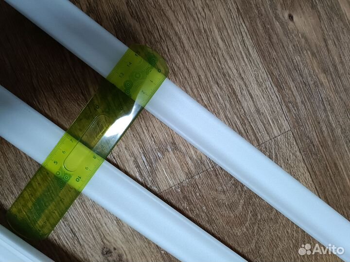 Потолочный плинтус