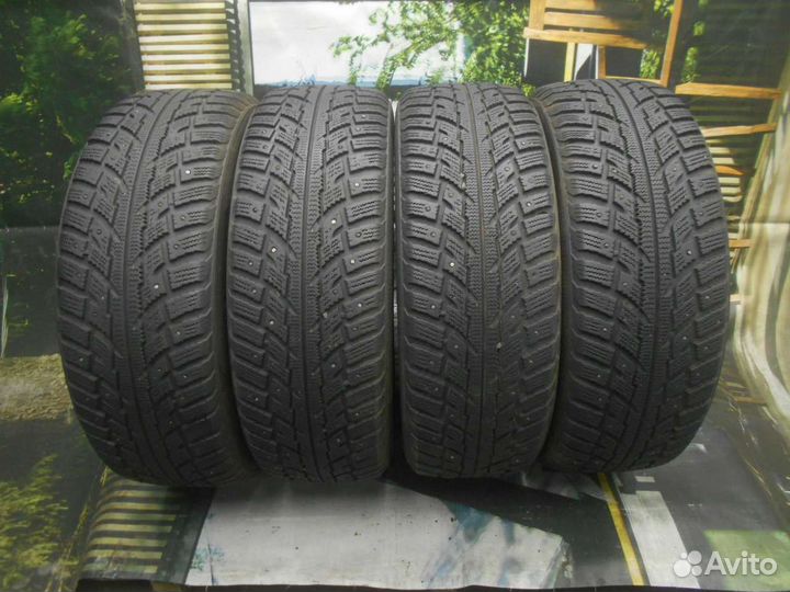 Kumho I'Zen RV Stud KC16 225/65 R17