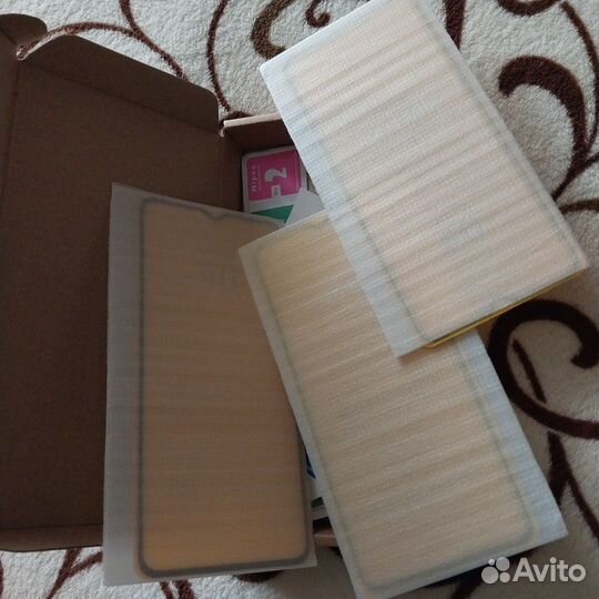 Защитное стекло на Infinix Hot 30i