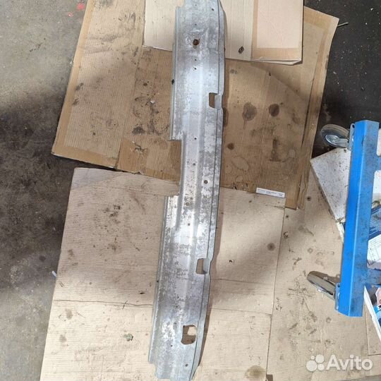 Усилитель бампера задний BMW E39