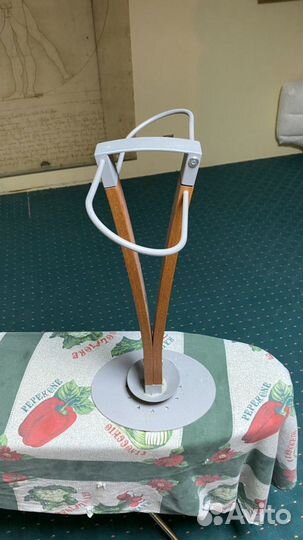 Держатель вешалка для зонтиков