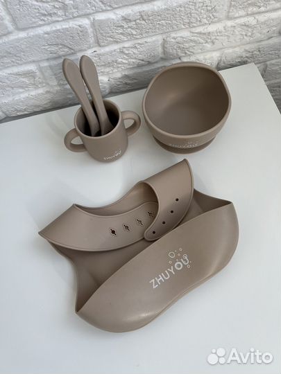 Силиконовая детская посуда