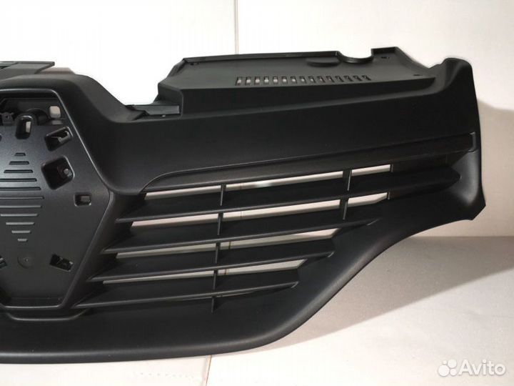 Решетка радиатора Renault Logan 2 2014