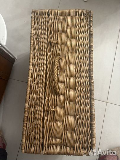 Винтажный сундук из лозы