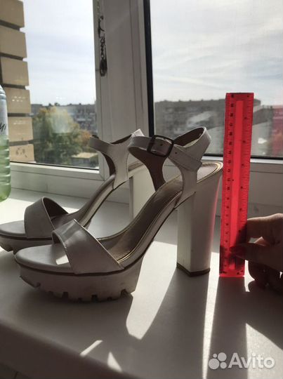 Туфли женские 39 размер