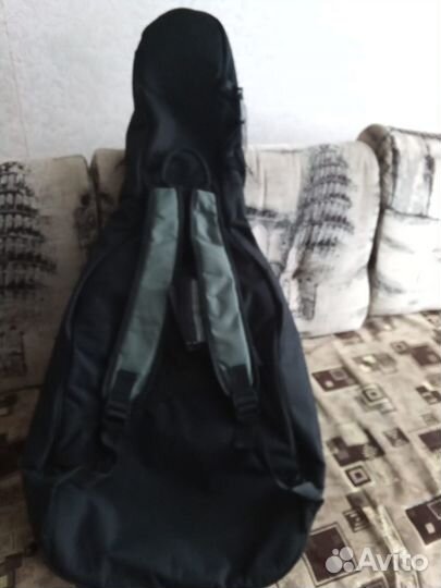 Продам чехол Fender для акустической гитары