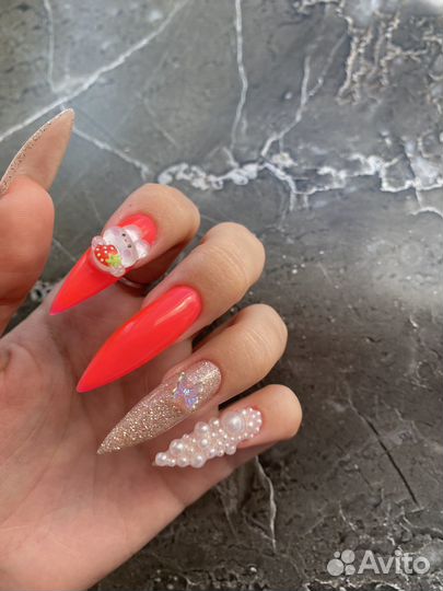 Маникюр,педикюр, скайсы