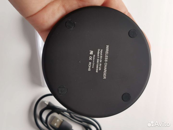 Беспроводная зарядка универсальная)