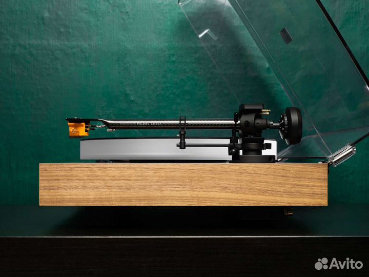 Проигрыватель винила Pro Ject X2