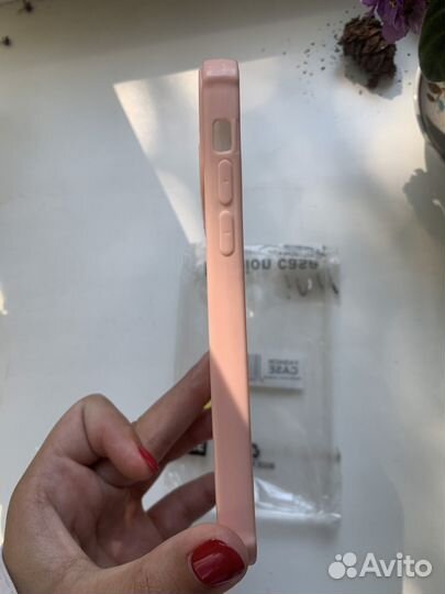 Чехол на iPhone 11