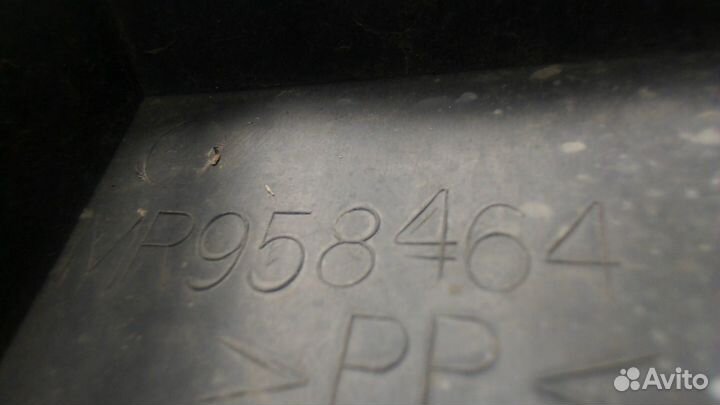 Воздухозаборник Mitsubishi Outlander, 2005