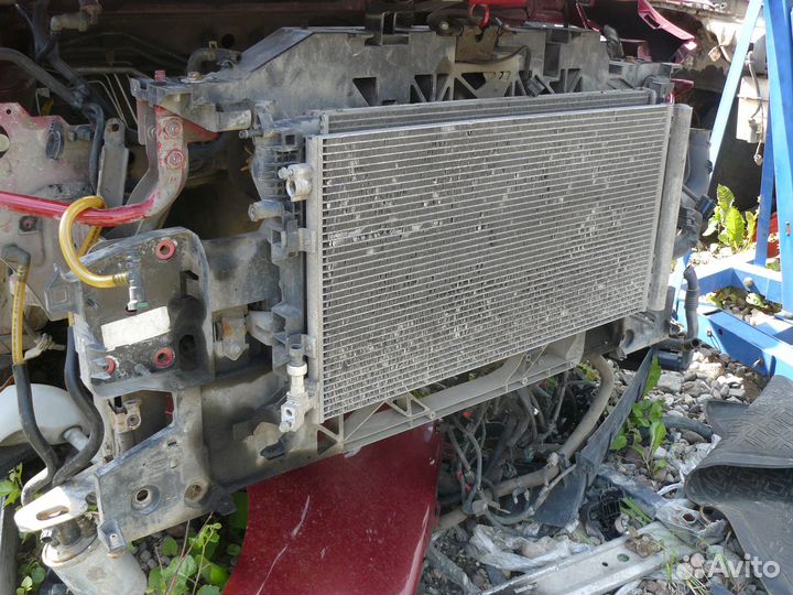 Панель передняя для Renault Grand Scenic III