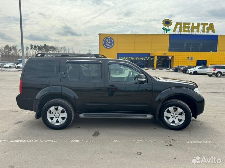 Nissan Pathfinder 2.5 AT, 2013, 176 000 км