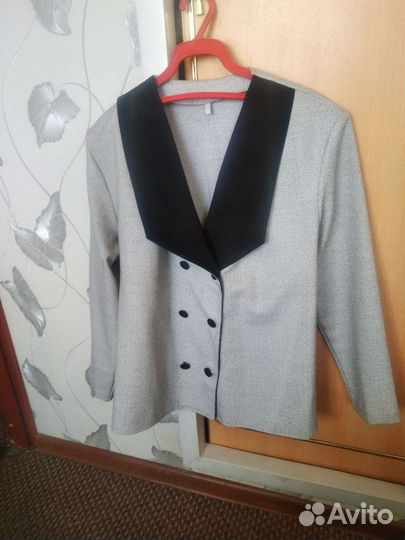 Пиджаки разные