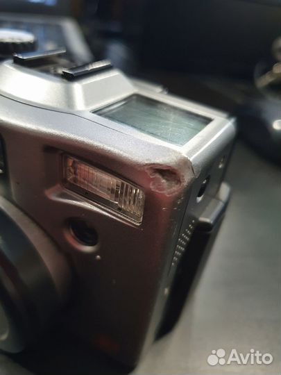 Фотоаппарат Canon PowerShot G1