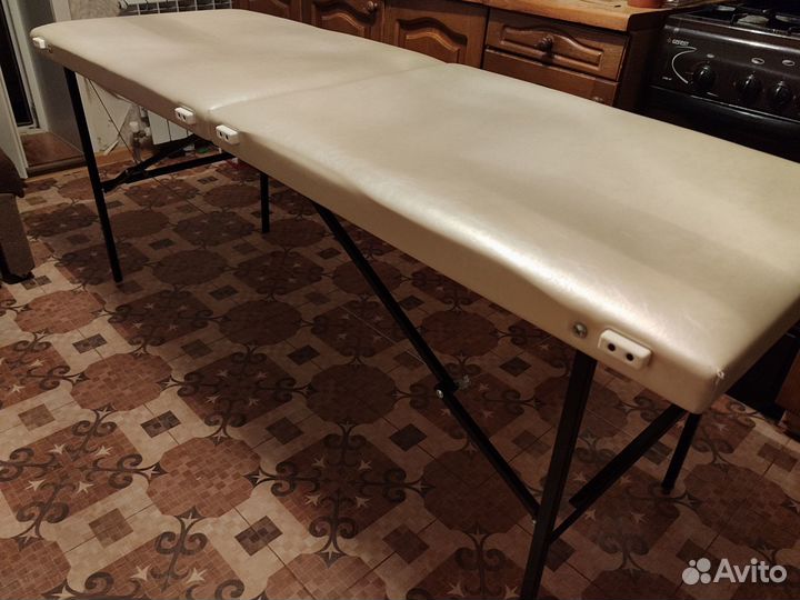 Кушетка косметологическая