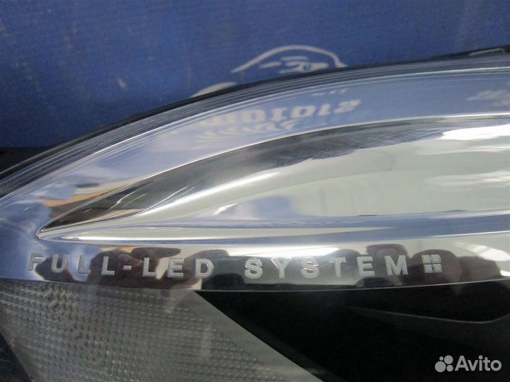 Фара передняя правая Volvo V40 MV48 D4204T 2017