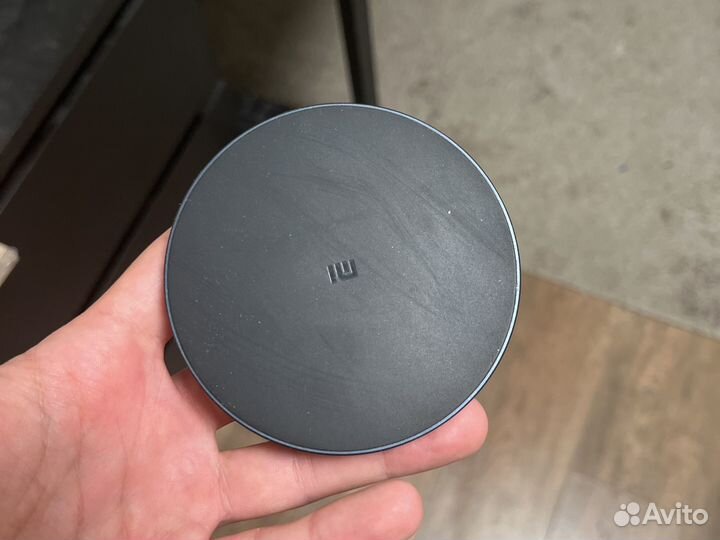 Бесполводнач зарядка xiaomi