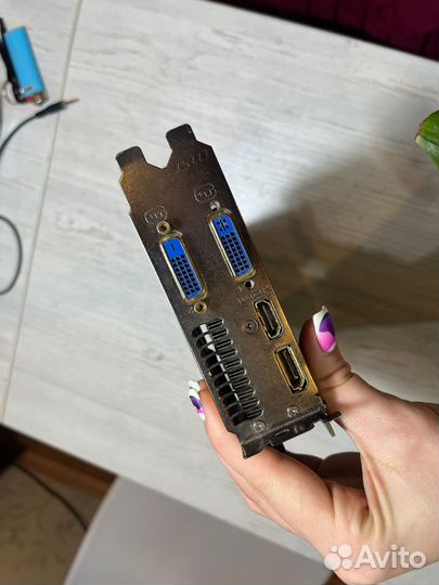 Видеокарта MSI GeForce N680GTX Lightning