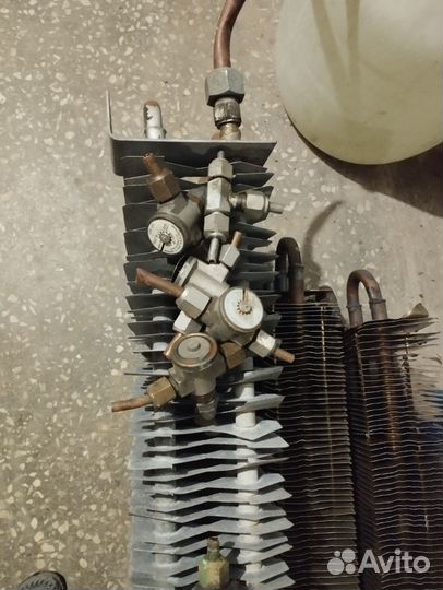 Радиаторы, клапаны, коллекторы