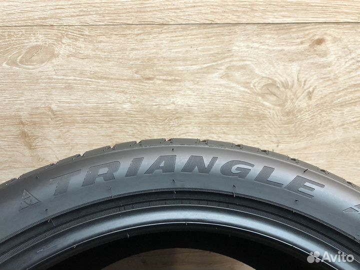 Triangle EffeXSport TH202 255/55 R20 110W