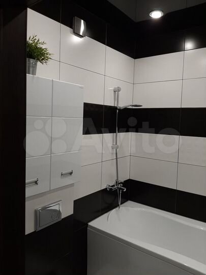 2-к. квартира, 55 м², 1/9 эт.