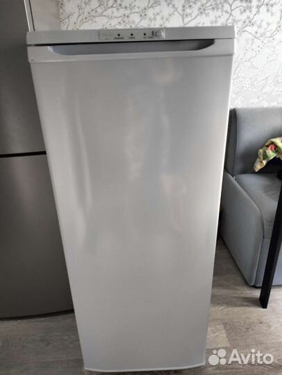 Морозильная камера Бирюса 114