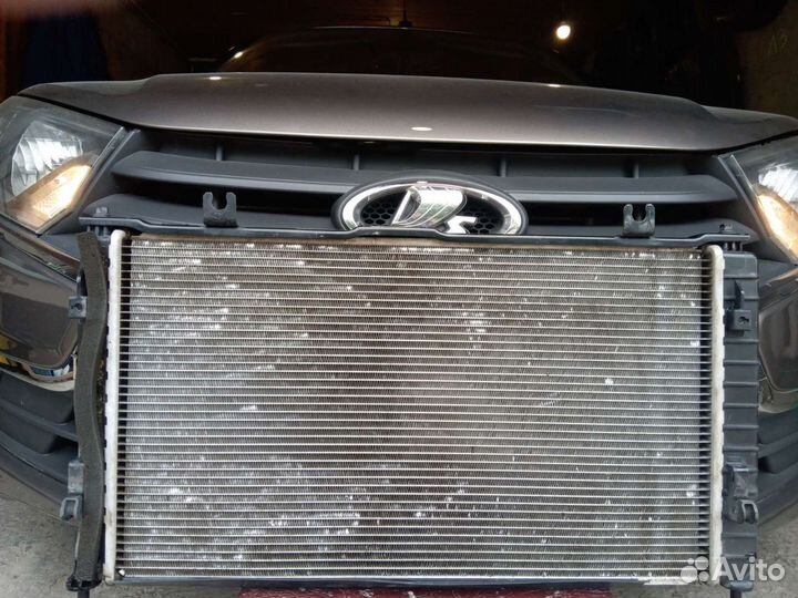 Радиатор охлаждения LADA granta