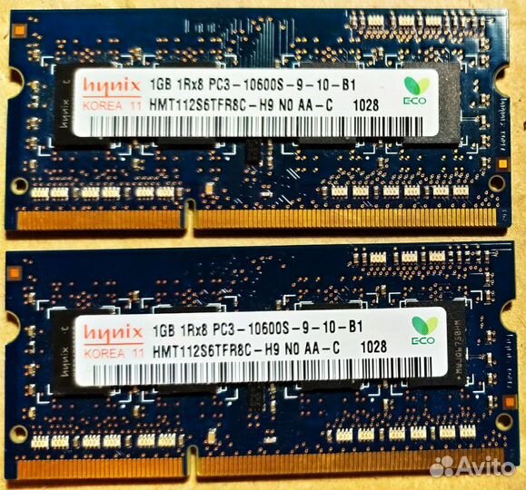 Оперативка DDR3 для ноутбука 1Gb 2 шт