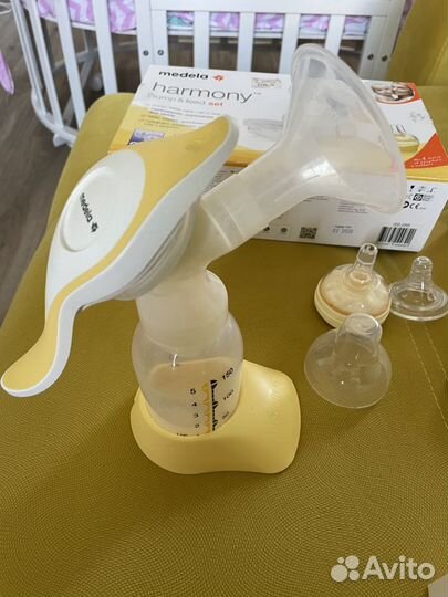 Молокоотсос medela ручной