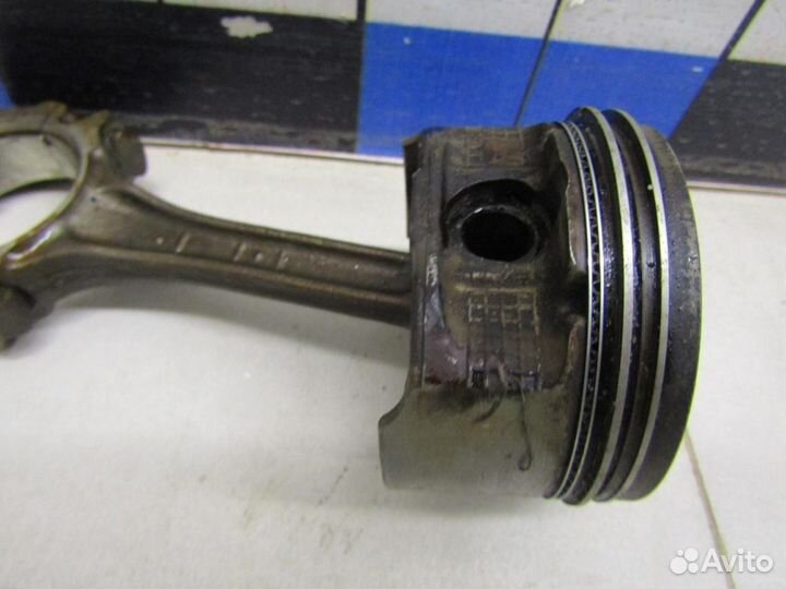 Поршень с шатуном Note (E11) 2006-2013