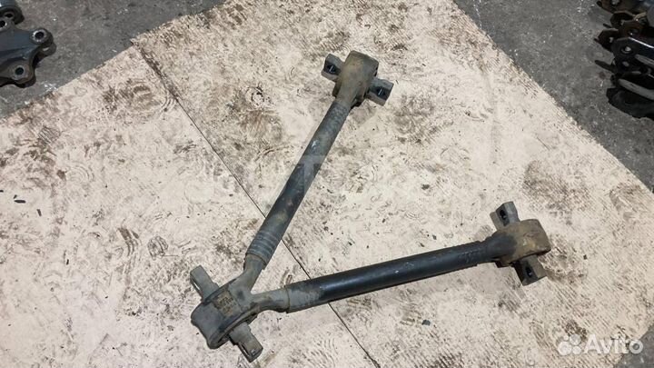 Тяга реактивная V-образная DAF XF 105 2012