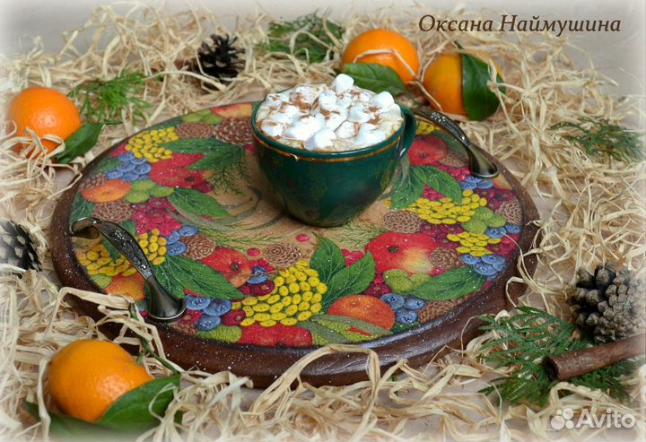 Поднос круглый деревянный. Декупаж