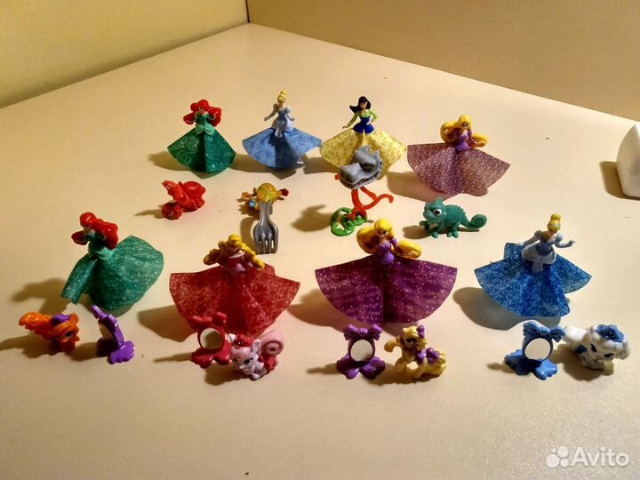 Киндер серии принцессы с питомцами 2 сер