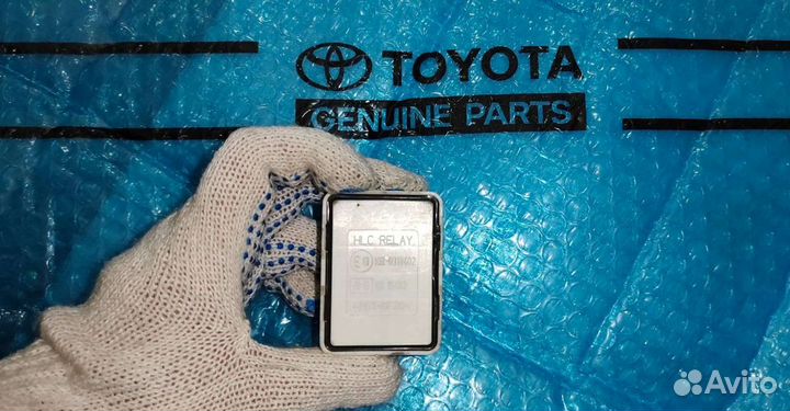 Реле toyota C-HR в бачок омывателя Оригинал 16-22