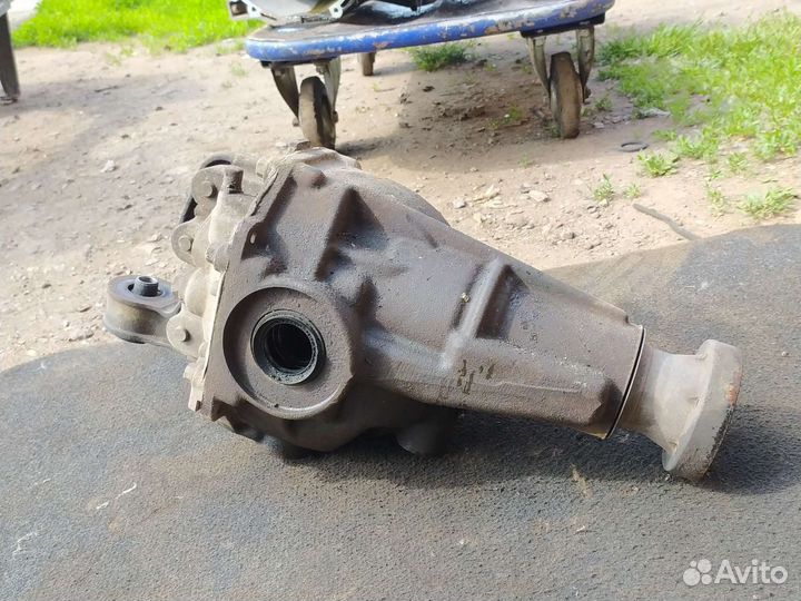 Передний редуктор KIA sorento 2005г. 2.5 aт дизель