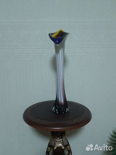 Ваза для одного цветка