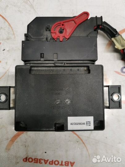 Блок управления стояночным тормозом Volvo V60 2.0