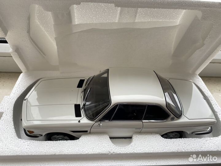 1/18 Autoart Bmw 3.0 CSI E9