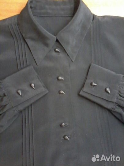 Блузка черная