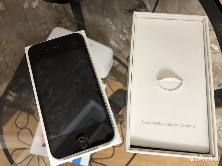iPhone 4S, 8 ГБ