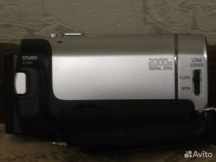 Видеокамера цифровая sony