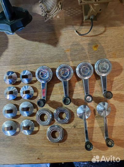 Дверные ручки стеклоподъёмника