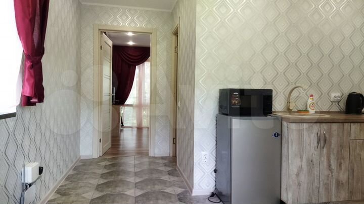 2-к. квартира, 40 м², 3/3 эт.