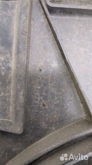 Вентилятор радиатора Ford Focus 3, 2012