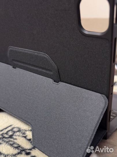 Чехол с клавиатурой для iPad Pro (M1)