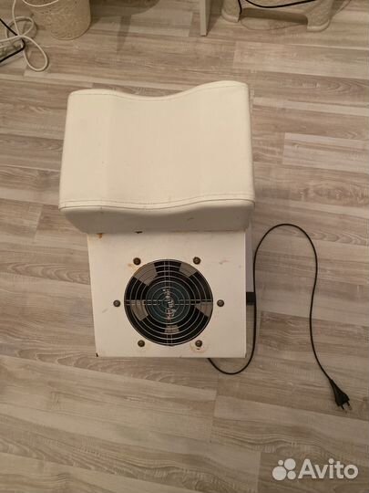 Педикюрная вытяжка Buran