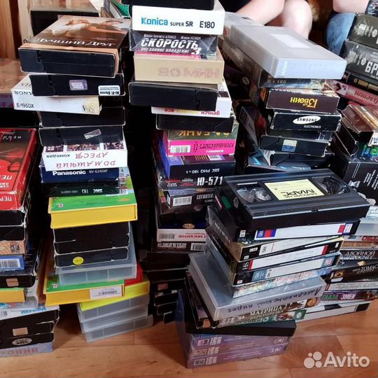 Видеокассеты