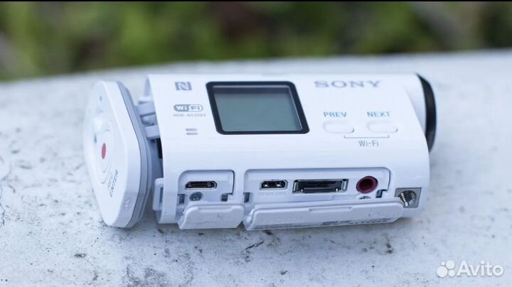 Экшен камера Sony hdr as100v